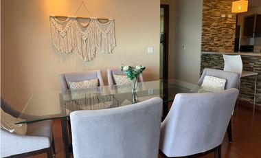 ALQUILO APARTAMENTO EN PUNTA PACIFICA, 2 RECAMARAS, AMOBLADO.