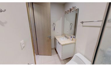 SE VENDE CASA CON PISCINA EN CASAMAR // SAN CARLOS