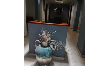 SE VENDE HOSTAL EN CASCO ANTIGUO