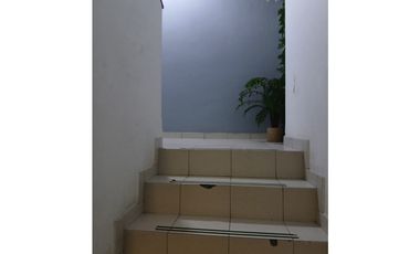 SE VENDE HOSTAL EN CASCO ANTIGUO