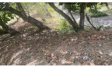 LOTE EN VENTA // LAS CUMBRES