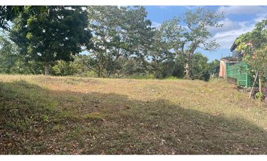 LOTE EN VENTA // LAS CUMBRES