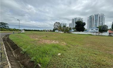 VENTA  TERRENO  PLAYA BLANCA