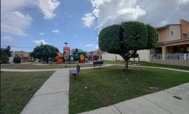 SE VENDE casa dúplex en Residencial PH Paseo Real - Villa Lucre