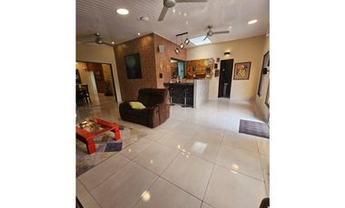 Alquiler de Casa en Brisas del Golf