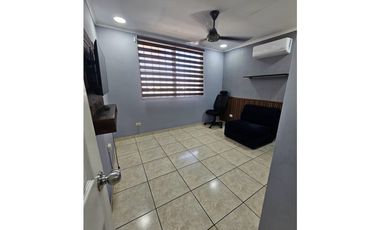 Alquiler de Casa en Brisas del Golf