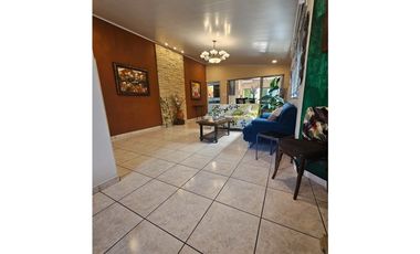 Alquiler de Casa en Brisas del Golf