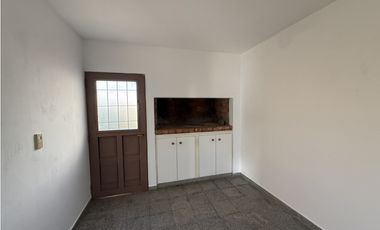 Casa en Alquiler Barrio Villa Zoila de Río Tercero