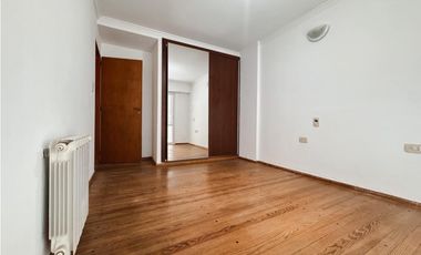 VENTA HERMOSA CASA EN CALLE SALTA  APTA  CRÉDITO