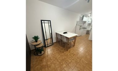 VENTA - 1 DORMITORIO - REFACCIONADO - AMOBLADO - Bº CENTRO