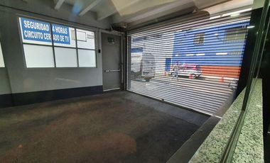 Bodega de 120m2 en condominio por Viaducto y Francisco del Paso