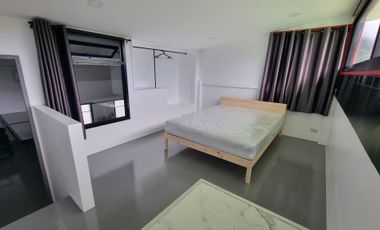 Brand new western standard quality home.