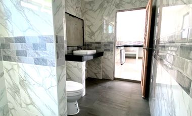 Brand new western standard quality home.