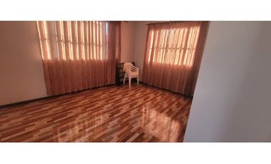 SIEB 069. Casa en venta- Cundinamarca-San Joaquin