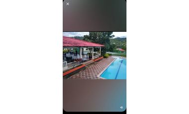 SIEB 069. Casa en venta- Cundinamarca-San Joaquin