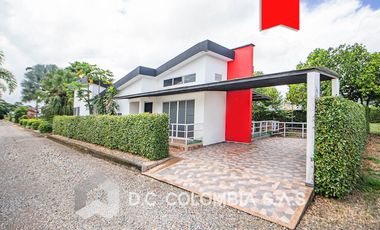 CASA EN VENTA EN RESTREPO - META - CONDOMINIO CASTELLO