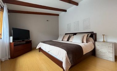 ARRIENDO APARTAMENTO 120m2  AMOBLADO + ESTUDIO + BALCON  CHICO (103)