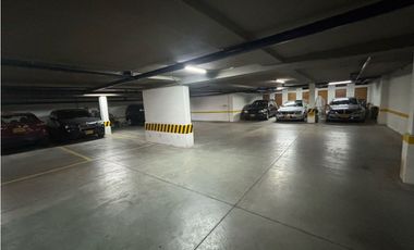 ARRIENDO APARTAMENTO 120m2  AMOBLADO + ESTUDIO + BALCON  CHICO (103)