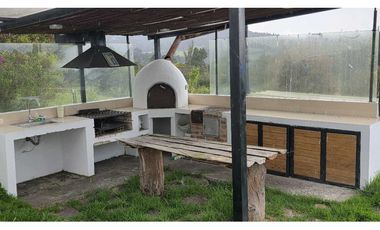 ARRIENDO CASA CAMPESTRE EN YERBABUENA (RTM)