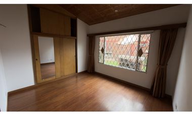 Chía centro, Casa semi-conjunto, 272 M2 lote, 134 M2 construido