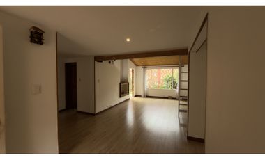 Chía centro, Casa semi-conjunto, 272 M2 lote, 134 M2 construido