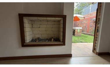 Chía centro, Casa semi-conjunto, 272 M2 lote, 134 M2 construido