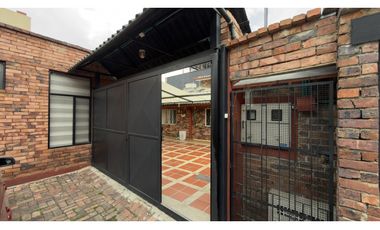 Chía centro, Casa semi-conjunto, 272 M2 lote, 134 M2 construido