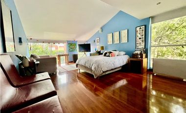 Casa de tres niveles en venta en Bogotá, Suba