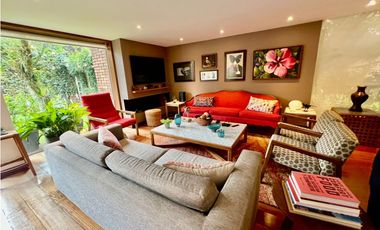 Casa de tres niveles en venta en Bogotá, Suba