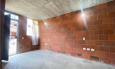 SE VENDE CASA EN LOS GIRASOLES CIUDAD DEL SUR - VIA CALI PUERTO TEJADA