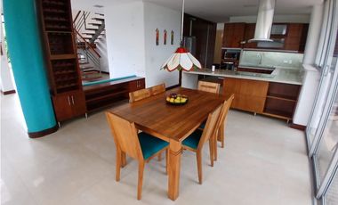 Casa en Arriendo Loma del Escobero Envigado