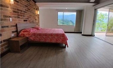 Casa en Arriendo Loma del Escobero Envigado