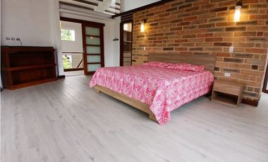 Casa en Arriendo Loma del Escobero Envigado