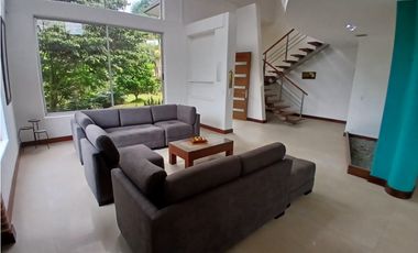 Casa en Arriendo Loma del Escobero Envigado