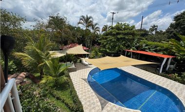 Casa campestre en venta sector Alcalá