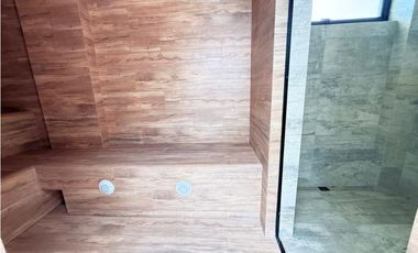 ARRIENDO CASA AMPLIA CAMPESTRE  EN EL CARMEN DE VIBORAL, ANTIOQUIA