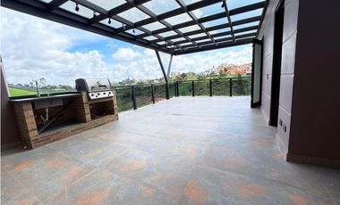 ARRIENDO CASA AMPLIA CAMPESTRE  EN EL CARMEN DE VIBORAL, ANTIOQUIA