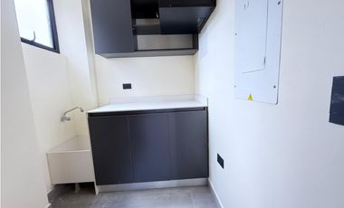 ARRIENDO CASA AMPLIA CAMPESTRE  EN EL CARMEN DE VIBORAL, ANTIOQUIA