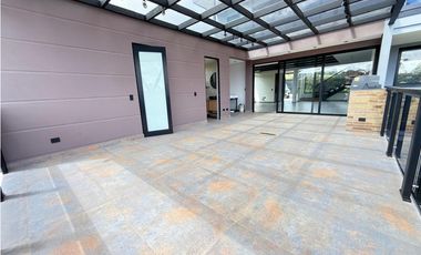 ARRIENDO CASA AMPLIA CAMPESTRE  EN EL CARMEN DE VIBORAL, ANTIOQUIA