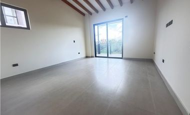 ARRIENDO CASA AMPLIA CAMPESTRE  EN EL CARMEN DE VIBORAL, ANTIOQUIA