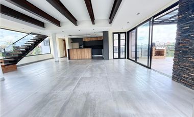 ARRIENDO CASA AMPLIA CAMPESTRE  EN EL CARMEN DE VIBORAL, ANTIOQUIA