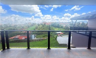 ARRIENDO CASA AMPLIA CAMPESTRE  EN EL CARMEN DE VIBORAL, ANTIOQUIA