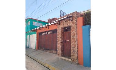 CASA CON BELLOS TOQUES ARQUITECTONICOS EN VENTA EN SCLC