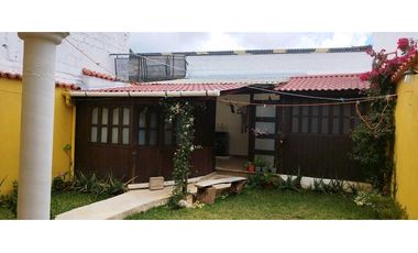 CASA CON BELLOS TOQUES ARQUITECTONICOS EN VENTA EN SCLC