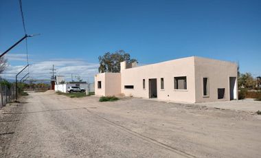 VENTA CASA EN CONSTRUCCION. B° PRIVADO.SANTA LUCIA