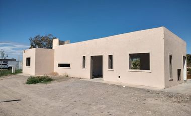 VENTA CASA EN CONSTRUCCION. B° PRIVADO.SANTA LUCIA