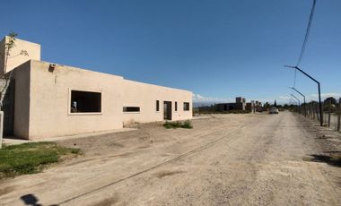 VENTA CASA EN CONSTRUCCION. B° PRIVADO.SANTA LUCIA