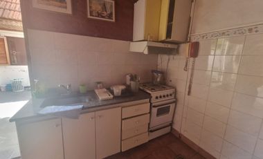 VENTA CASA 3 AMBIENTES MAS LOCAL VILLA BALLESTER
