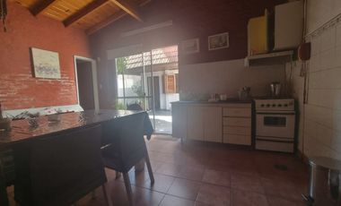 VENTA CASA 3 AMBIENTES MAS LOCAL VILLA BALLESTER