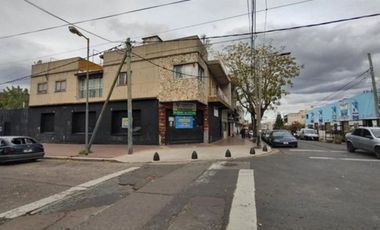 Local en Venta. San Martín. 388 m2. Apto todo uso.